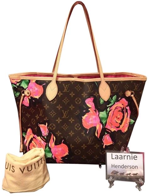 louis vuitton roze binnenkant|rose in handbags Louis Vuitton.